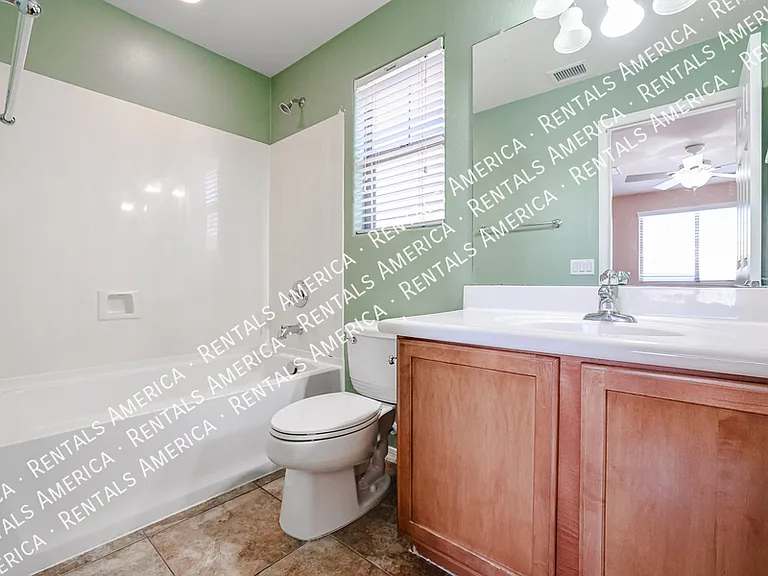 2127 W Monte Cristo Ave — Photo 26