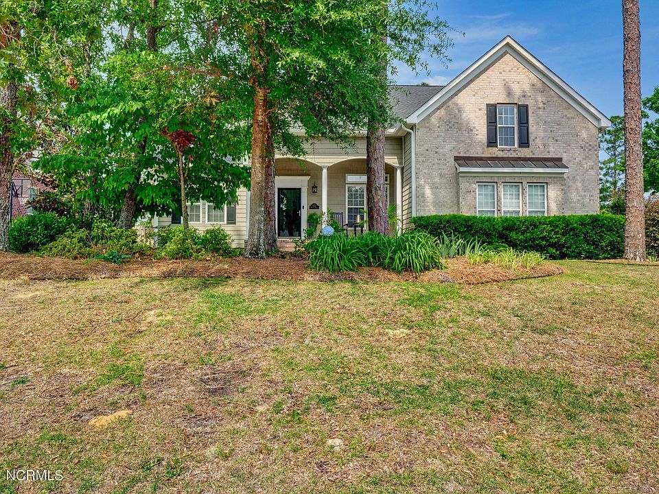 1st image of 2822 Warlick Dr