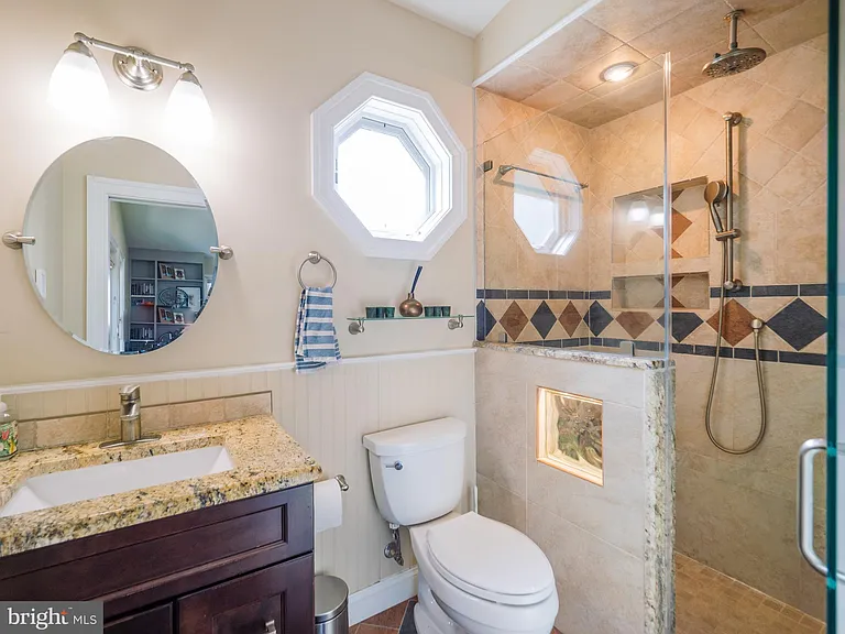 6712 New Hope Dr — Photo 12