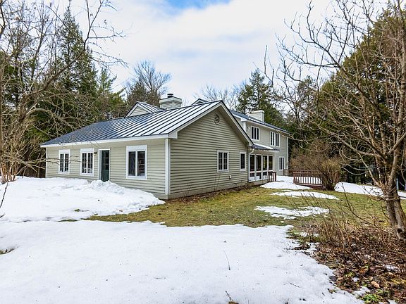 3rd image of 201 Hawk Pine Road