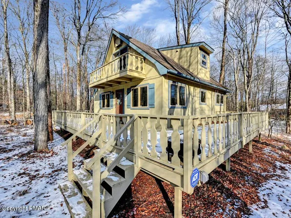 5493 Woodland Ave, Pocono Pines, PA 18350