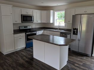 131 Whistling Pines Dr, Statesville, NC 28677