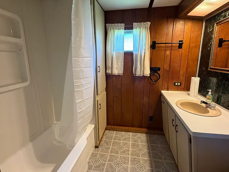 517 Ginseng Ln — Photo 14
