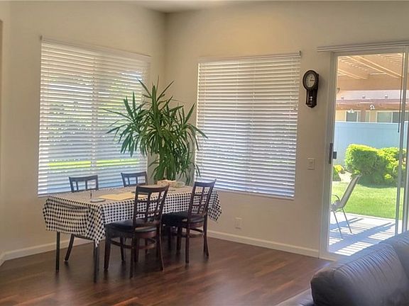4th image of 648 Essex Way