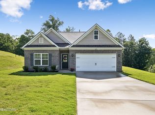 379 Summer Glenn Ln, Loudon, TN 37774