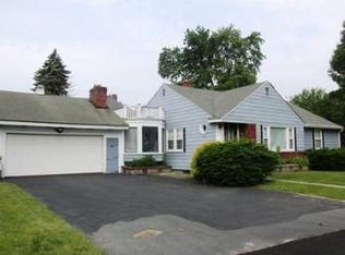 62 Lupine Rd, Lowell, MA 01850