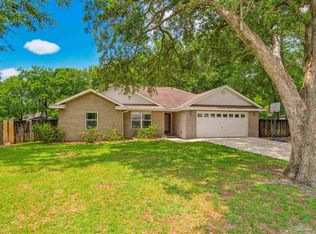 5567 Jones St, Milton, FL 32570
