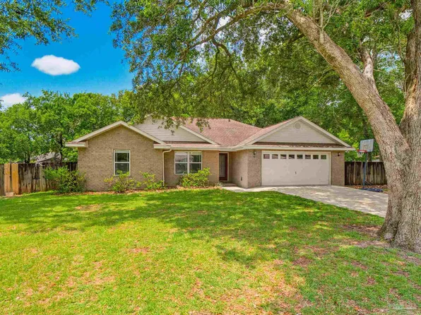 5567 Jones St, Milton, FL 32570