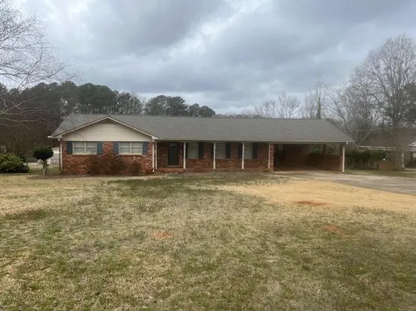 148 Highland Dr, Greenwood, SC 29649