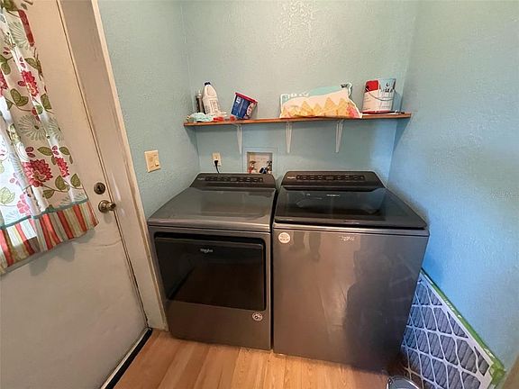 5th image of 6523 Randolph Ave