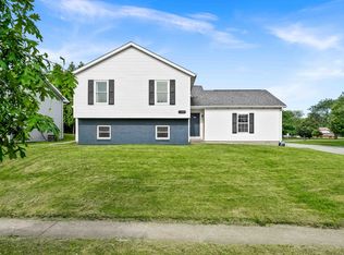 1230 N Hershey Rd, Bloomington, IL 61704