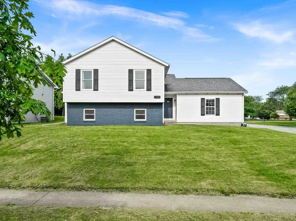 1230 N Hershey Rd, Bloomington, IL 61704