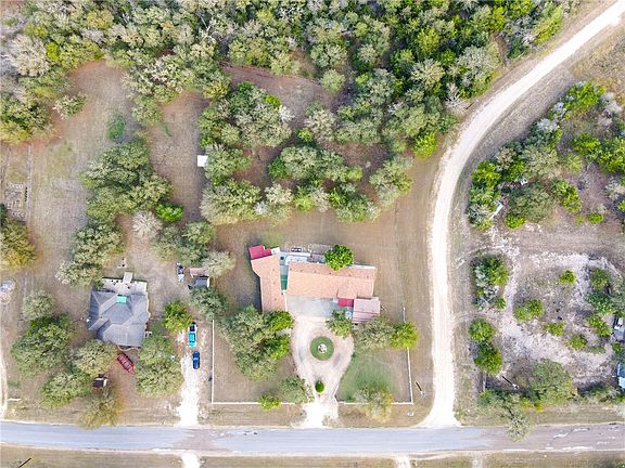 3rd image of 1047 Beaver Creek Dr