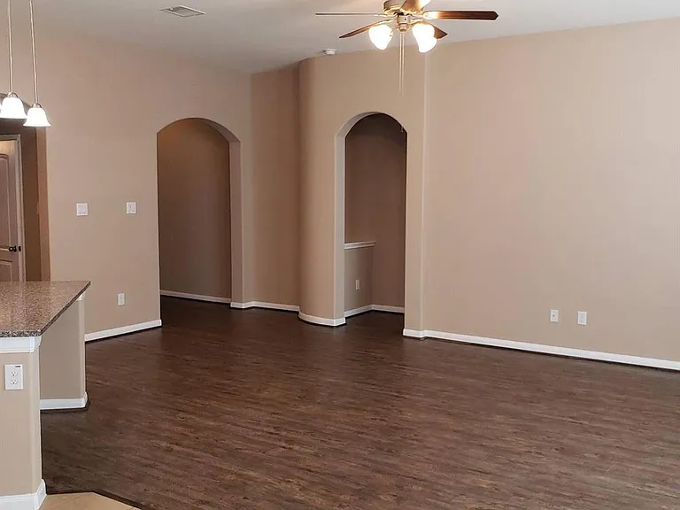 26707 Gladestone Ridge Ct — Photo 5