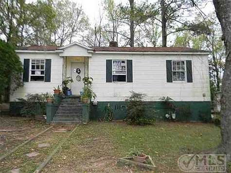 1st image of 1107 Pine Ave