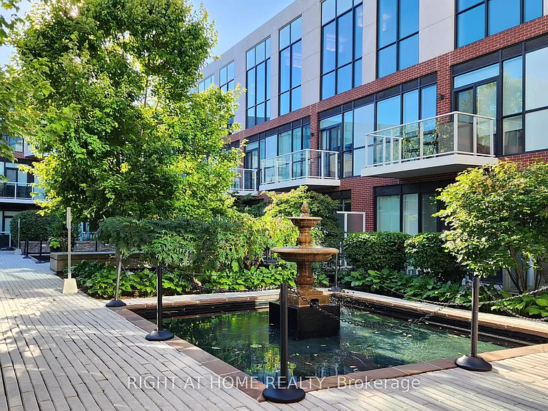 20 Fred Varley Dr #210 — Photo 38