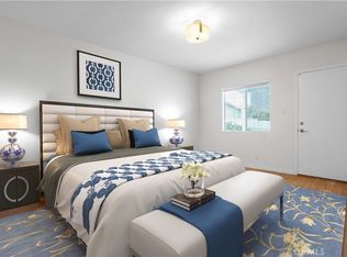 5341 Garden Grove Ave #5341, Tarzana, CA 91356