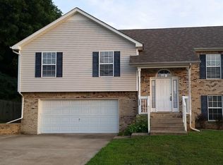 1686 Hazelwood Rd, Clarksville, TN 37042