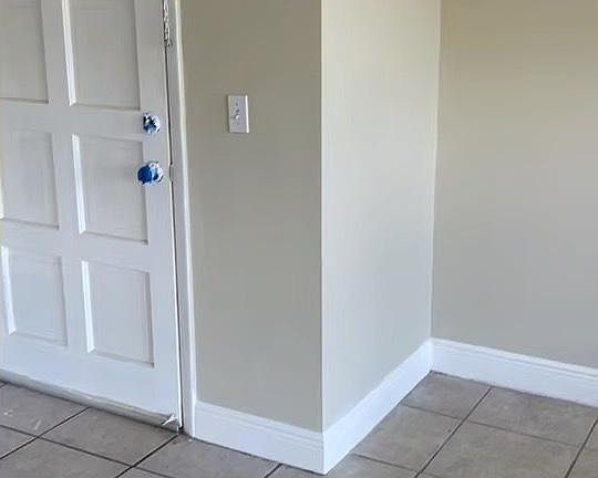 3rd image of 425 NE 7th Ave #2