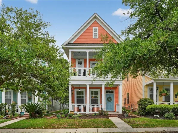 121 Hyacinth St, Summerville, SC 29483