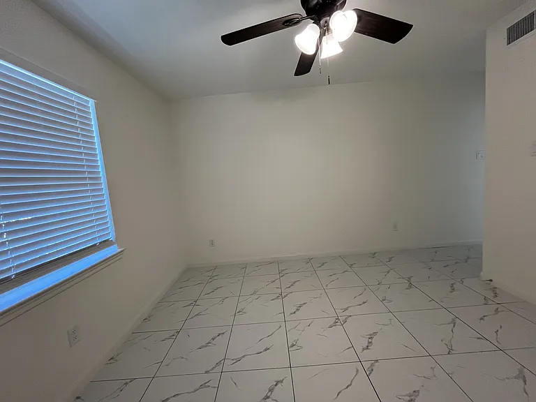 101 E Tidwell Rd #19 — Photo 18