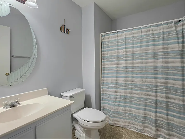 1258 River Oaks Dr #14-B — Photo 9
