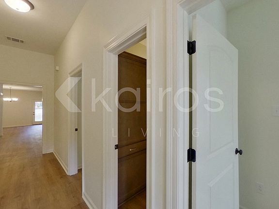 2nd image of 111 Salvat Dr
