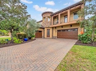 10011 Hazelnut Ct, Tampa, FL 33647