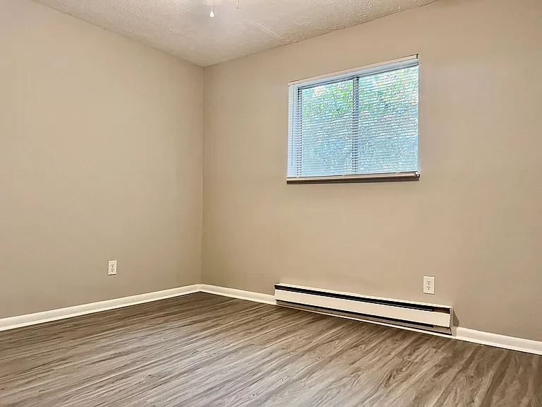 Legends Pointe Apartments — Photo 13