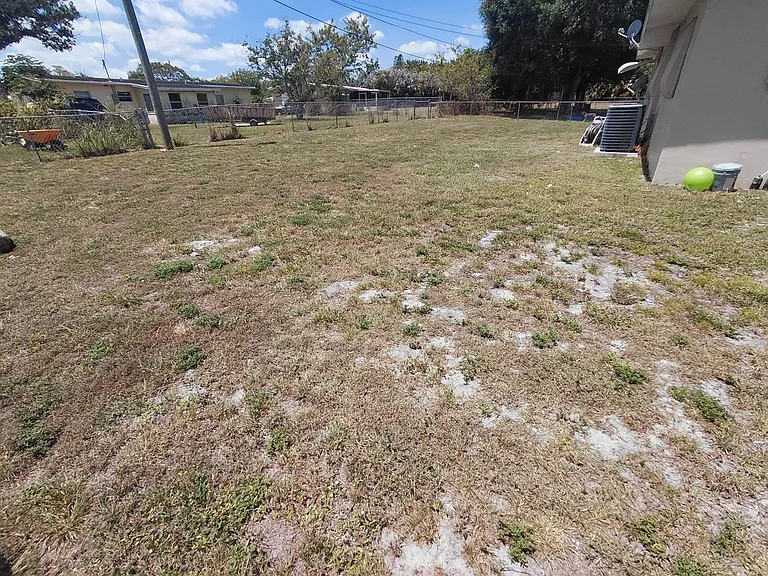 116 SE Prima Vista Blvd — Photo 15