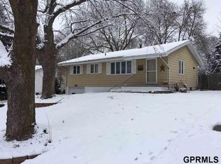 620 E 4th St, Papillion, NE 68046