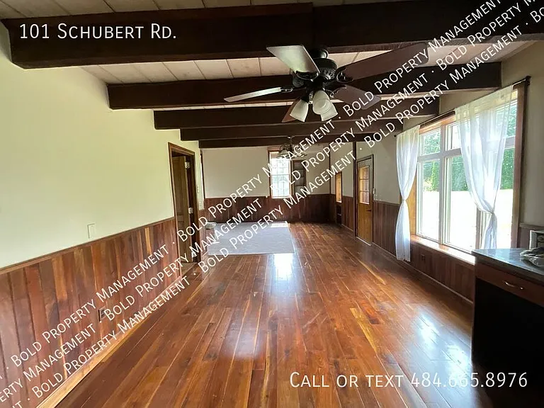 101 Schubert Rd — Photo 17