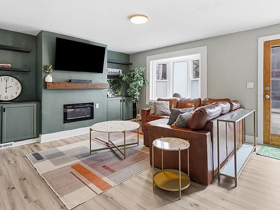 4th image of 3941 Liberty Ave