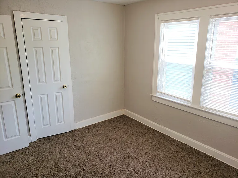 5524 Woodland Ave — Photo 15