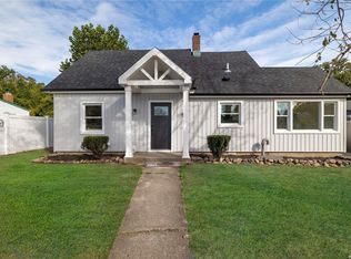 42 Heather Ln, Levittown, NY 11756