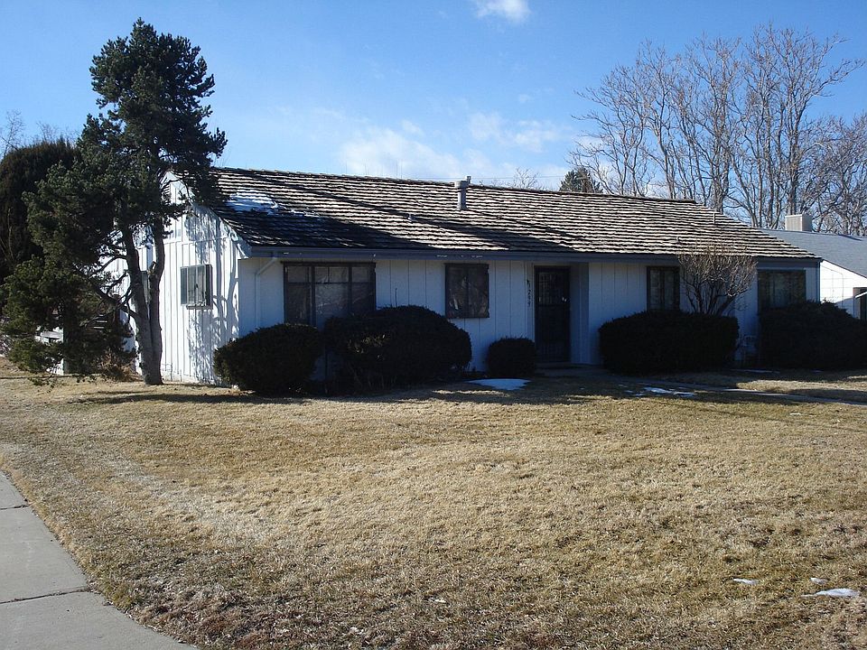 Huge Corner Lot