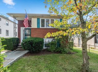 548 S 9th Ave, Mount Vernon, NY 10550
