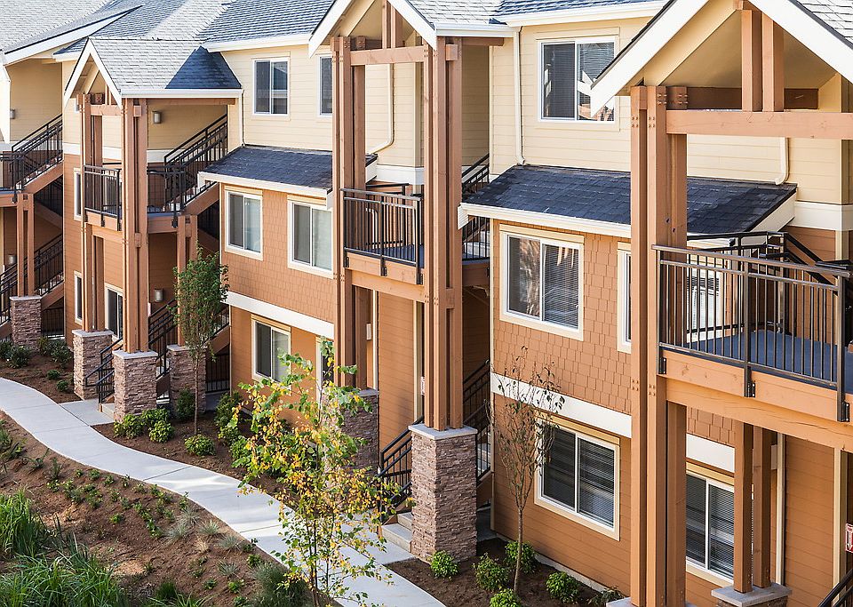 Woodland Commons