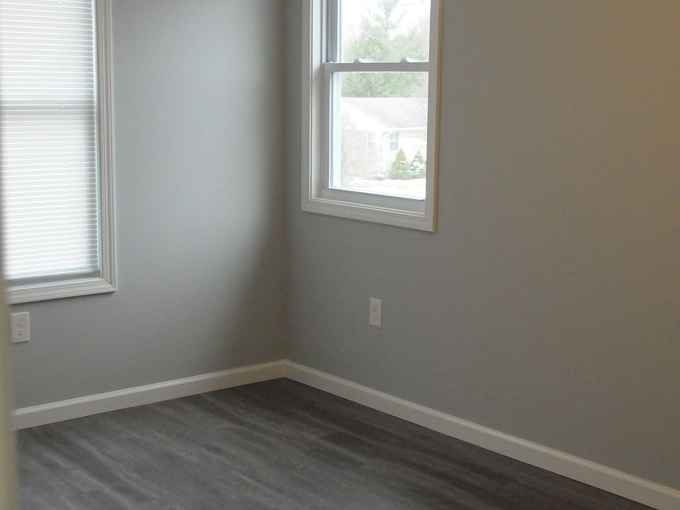 Bedroom 2 on facing Bay Street.