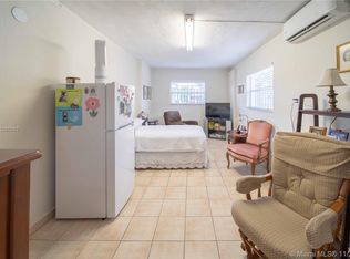 3675 SW 4th St, Miami, FL 33135