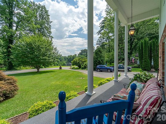 3rd image of 181 Fisher Creek Rd