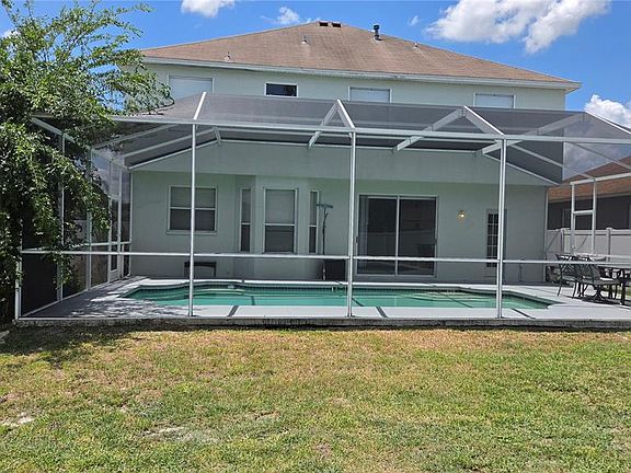 3rd image of 10422 GLEN WILLOW LANE