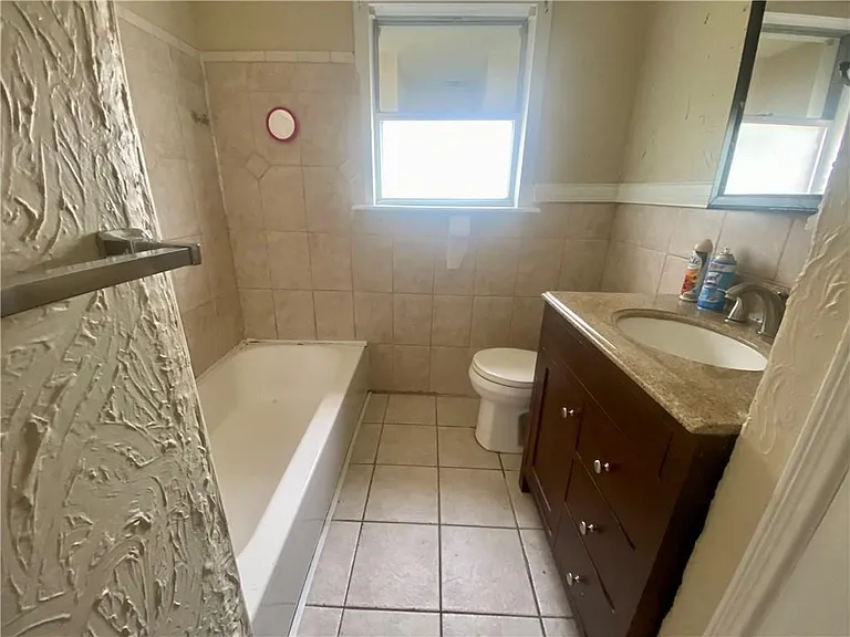 233 Eastgate Dr — Photo 11