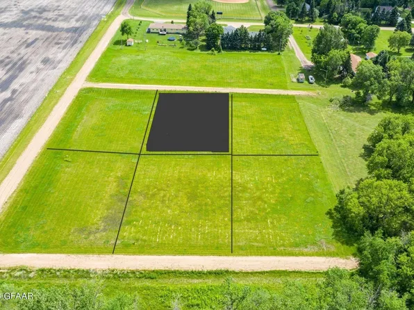 Lots 17 20 Block #25, Reynolds, ND 58275