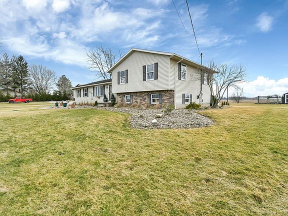 3rd image of 1229 Taylortown Rd