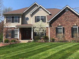 667 Radford Dr, Saint Louis, MO