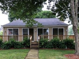 23 Quotonset Ln, Westbrook, CT 06498