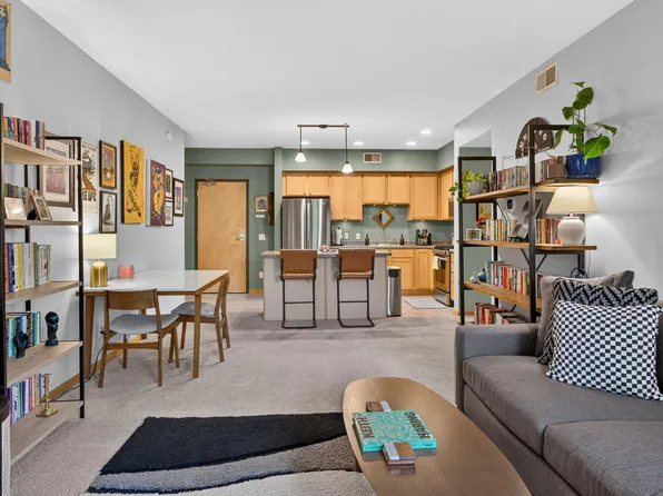 2900 11th Ave S APT 208, Minneapolis, MN 55407