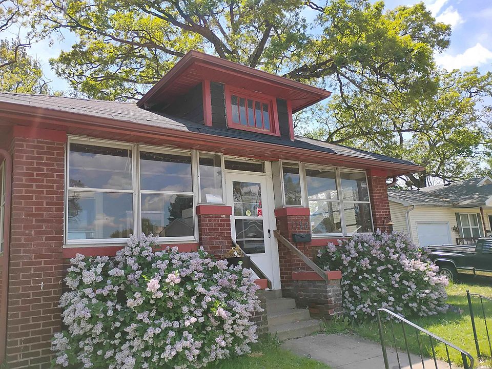 1st image of 1128 Bissell St