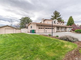 200 S Iowa Ave, East Wenatchee, WA 98802